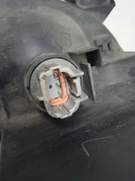 Faro Derecho para Infiniti Fx