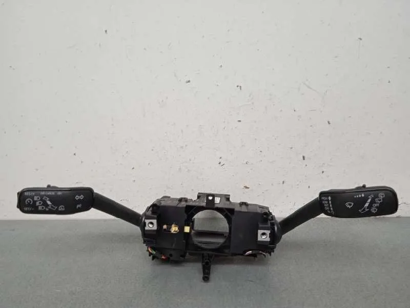 Mando Multifuncion para Seat Arona
