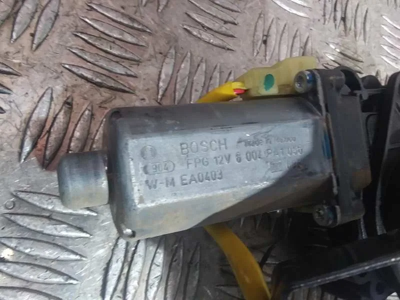 Elevalunas Delantero Izquierdo para Jeep Gr.cherokee (Wj/Wg)