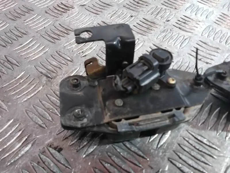 Cerradura Maletero / Porton para Jeep Gr.cherokee (Wj/Wg)