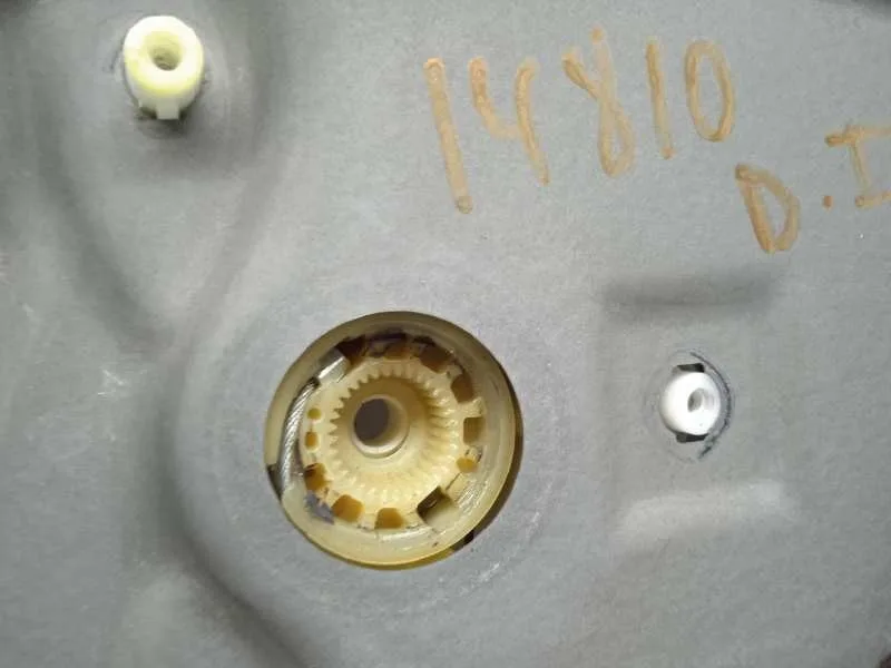 Elevalunas Delantero Izquierdo para Mercedes-Benz Clase B (W245)
