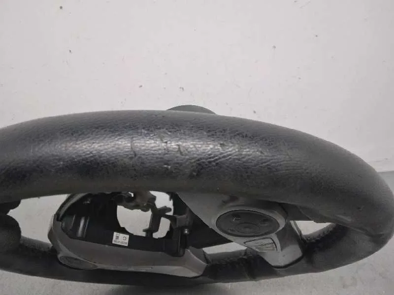Volante para Toyota Prius+