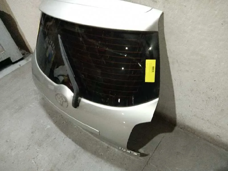 Porton Trasero para Toyota Auris