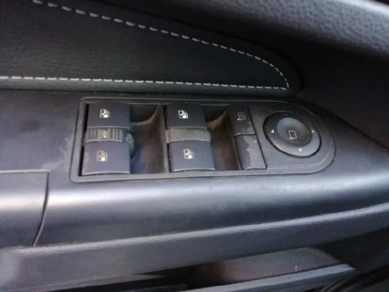 Mando Elevalunas Delantero Izquierdo para Opel Zafira B