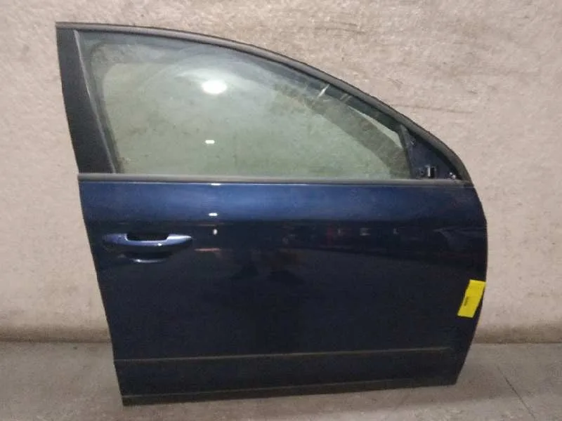 Puerta Delantera Derecha para Volkswagen Passat Berlina (3C2)