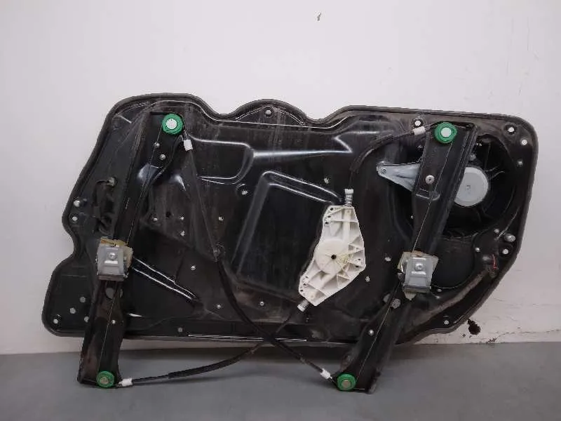 Elevalunas Delantero Izquierdo para Volkswagen Passat Berlina (3C2)