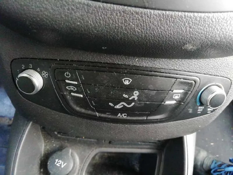 Mando Climatizador para Ford Tourneo Courier (C4A)