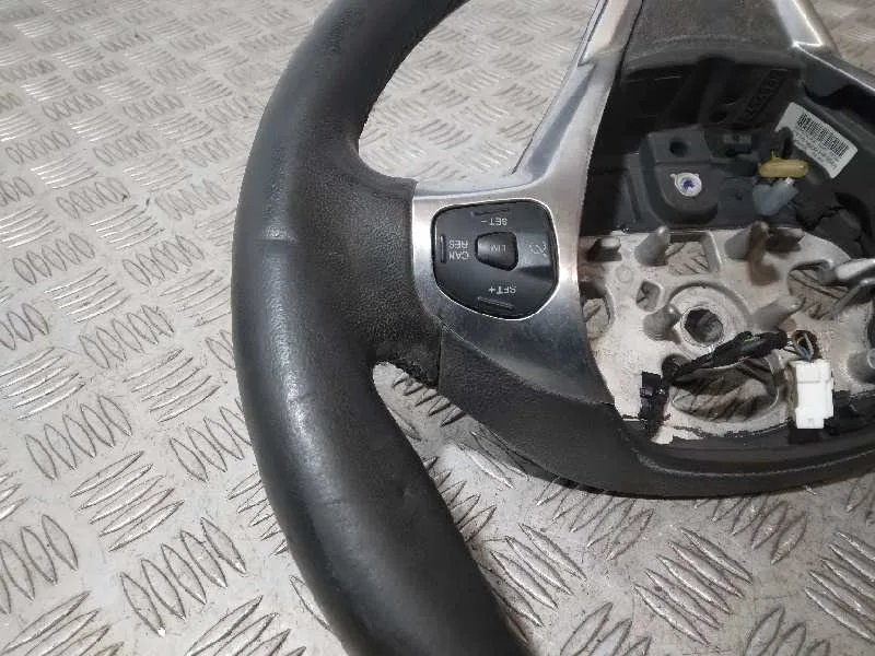 Volante para Ford Tourneo Courier (C4A)