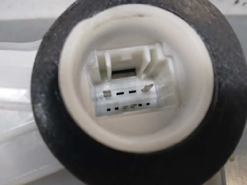 Cerradura Puerta Delantera Derecha para Toyota Prius+