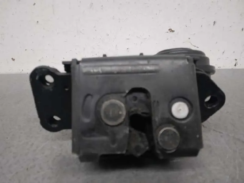 Cerradura Maletero / Porton para Toyota Prius+