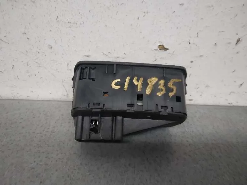 Mando Elevalunas Delantero Izquierdo para Opel Corsa D