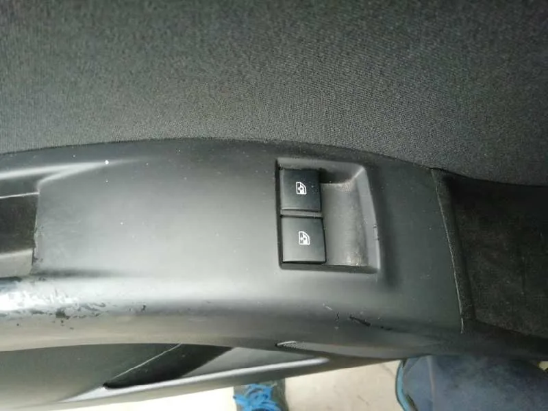 Mando Elevalunas Delantero Izquierdo para Opel Meriva B