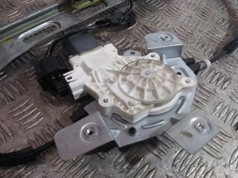 Elevalunas Delantero Izquierdo para Ford Tourneo Courier (C4A)