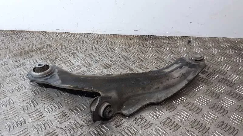 Brazo Suspension Inferior Delantero Derecho para Renault Clio Iv
