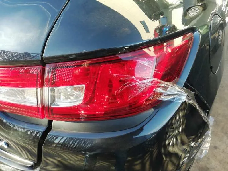 Piloto Trasero Derecho para Renault Clio Iv