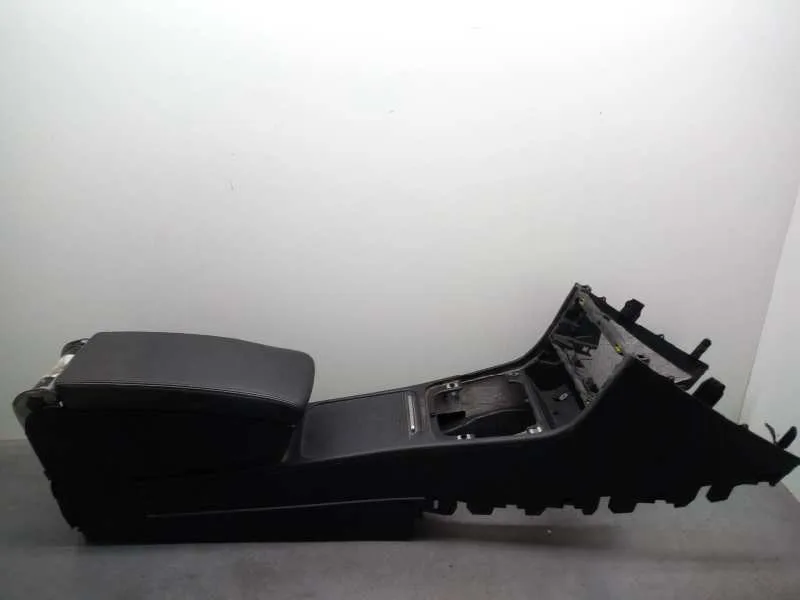 Apoyabrazos Central para Volkswagen Passat Berlina (3C2)