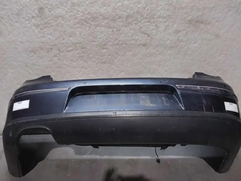 Paragolpes Trasero para Volkswagen Passat Berlina (3C2)