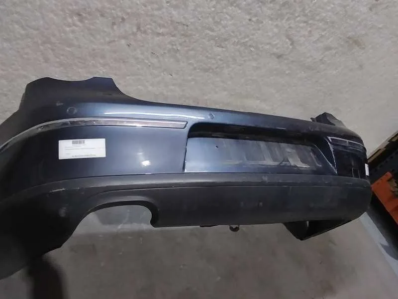 Paragolpes Trasero para Volkswagen Passat Berlina (3C2)