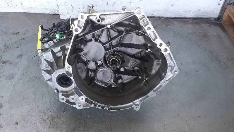 Caja Cambios para Mazda 3 Lim. ()