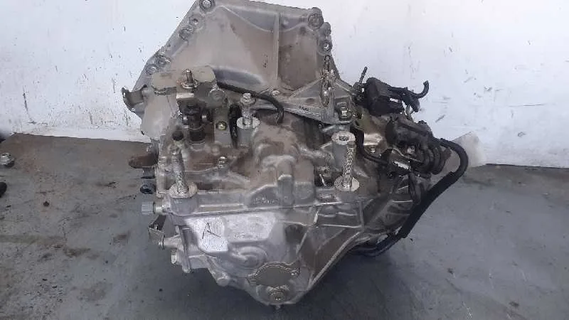Caja Cambios para Mazda 3 Lim. ()