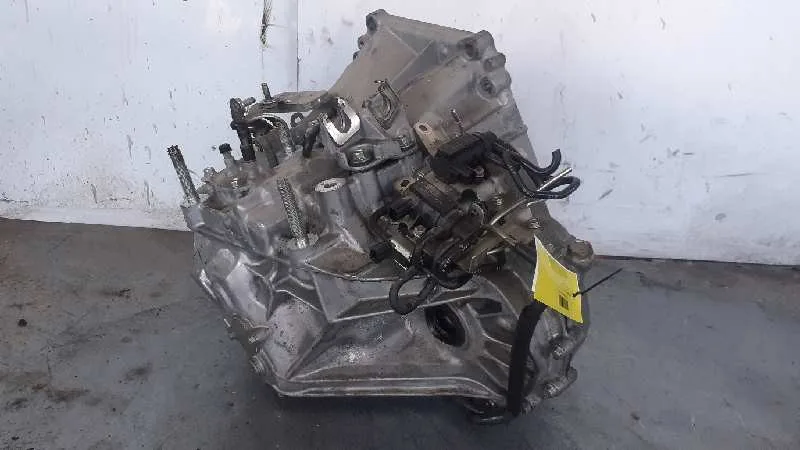 Caja Cambios para Mazda 3 Lim. ()
