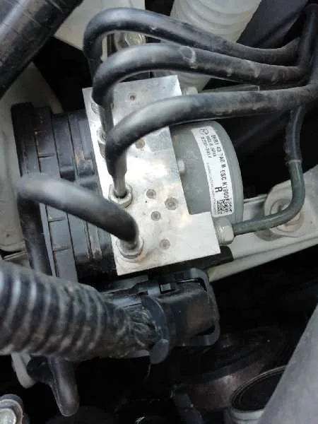 Abs para Mazda 3 Lim. ()