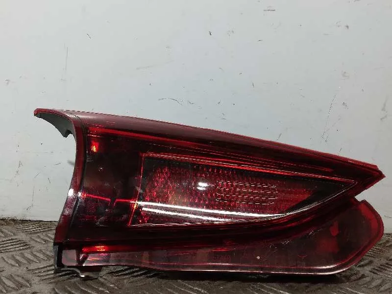 Piloto Trasero Izquierdo Interior para Mazda 3 Lim. ()