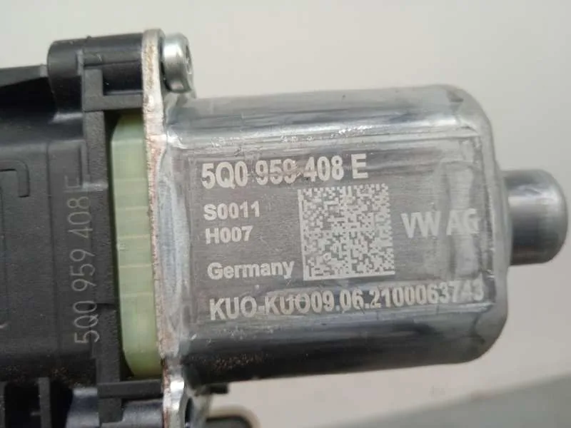 Motor Elevalunas Trasero Derecho para Seat Ateca (Khp)