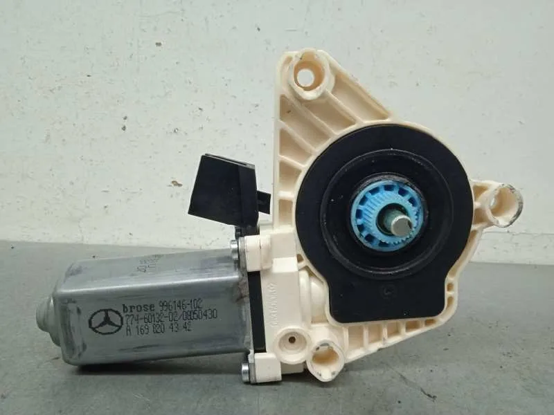 Motor Elevalunas Delantero Izquierdo para Mercedes-Benz Clase B (W245)