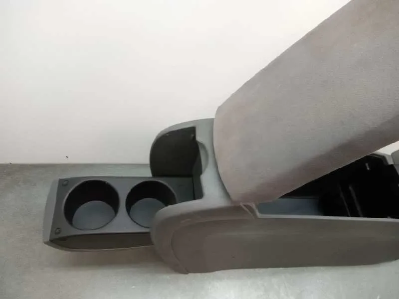 Apoyabrazos Central para Toyota Prius (Nhw20)