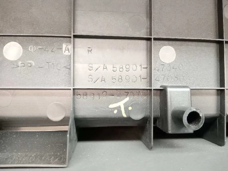 Apoyabrazos Central para Toyota Prius (Nhw20)