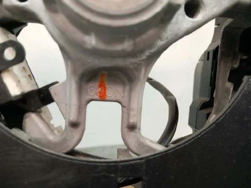 Volante para Toyota Prius (Nhw20)