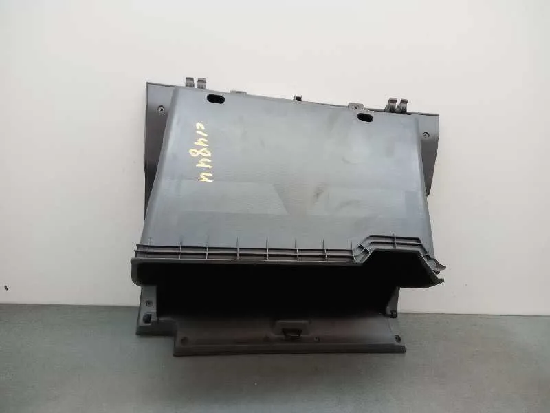 Guantera para Toyota Prius (Nhw20)