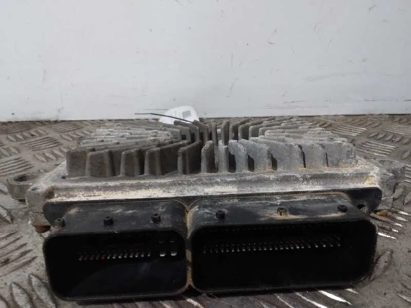 Centralita Motor Uce para Volvo C70 Cabriolet