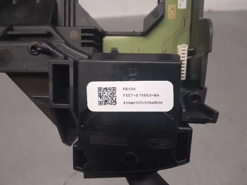 Mando Limpia para Ford Focus Lim.