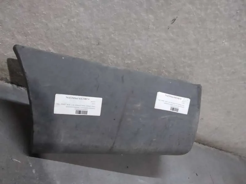 Puntera Paragolpes Trasera Izquierda para Ford Transit Caja Cerrada '06