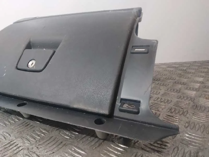 Guantera para Volvo C70 Cabriolet