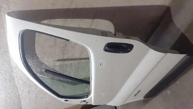 Puerta Delantera Izquierda para Renault Trafic Caja Cerrada (Ab 4.01)