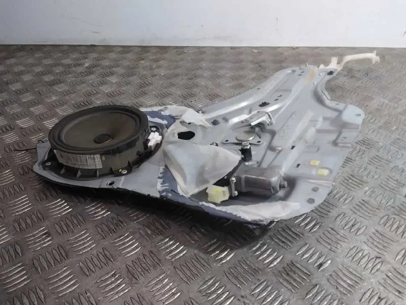 Elevalunas Trasero Izquierdo para Kia Soul
