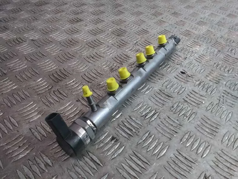 Rampa Inyectora para Bmw Serie 1 Berlina (E81/E87)