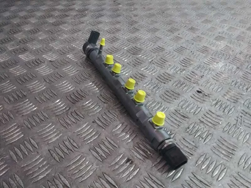 Rampa Inyectora para Bmw Serie 1 Berlina (E81/E87)
