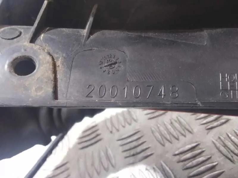 Piloto Trasero Derecho para Ford Fiesta (Cbk)