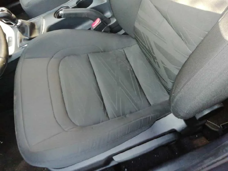 Juego Asientos Completo para Kia Cee'd