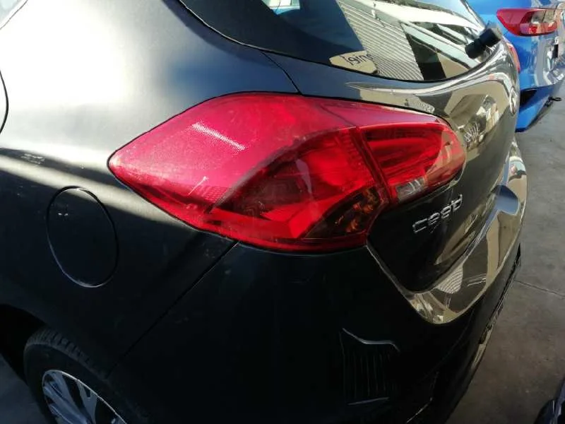 Piloto Trasero Izquierdo para Kia Cee'd