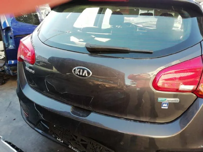 Porton Trasero para Kia Cee'd
