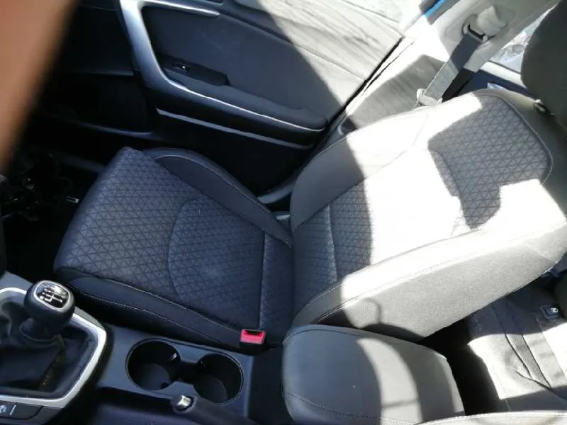 Juego Asientos Completo para Kia Ceed