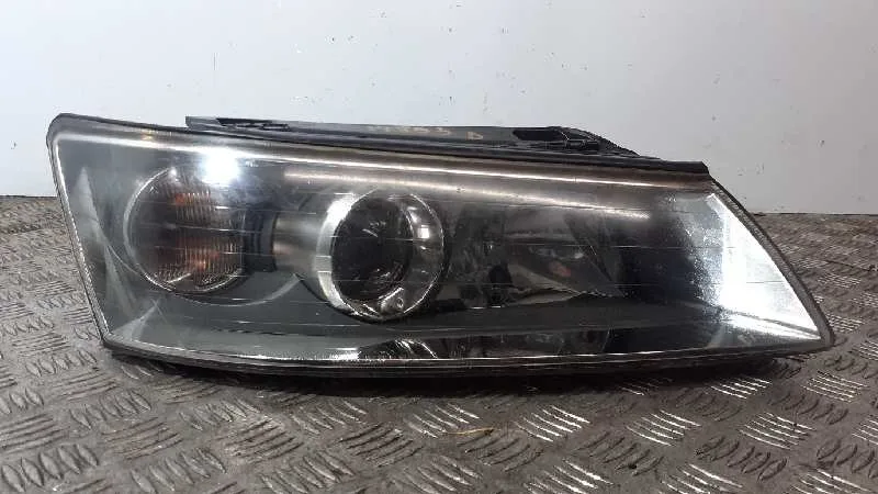 Faro Derecho para Hyundai Sonata (Nf)