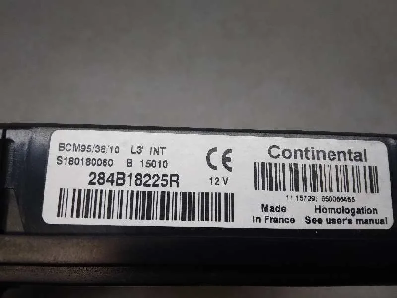 Caja Reles / Fusibles para Renault Megane Iii Berlina 5 P