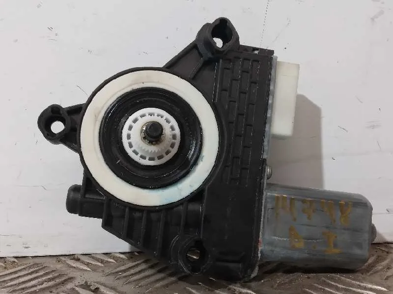 Motor Elevalunas Delantero Izquierdo para Bmw Serie 1 Lim. (F40)