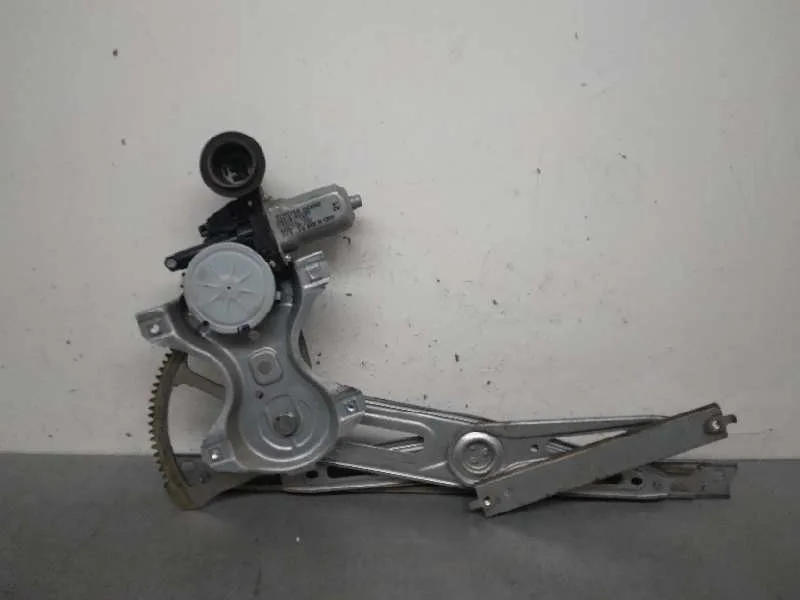 Elevalunas Delantero Derecho para Toyota Yaris